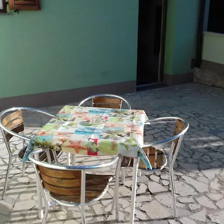 Anita 3 Apartman *